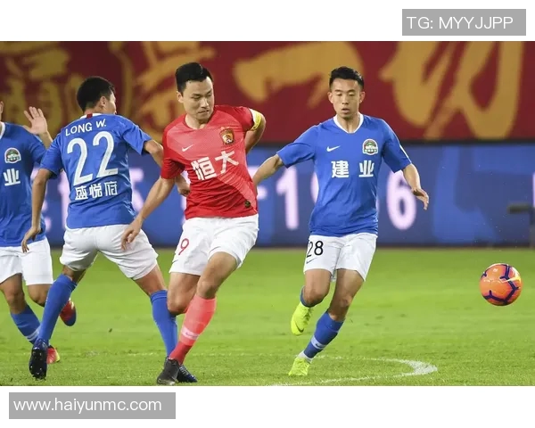 广州恒大与富力足协杯激战在即球迷期待精彩对决与激情时刻